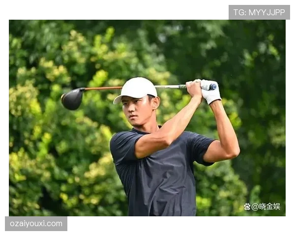 宁泽涛这自律程度，连喝水都掐表？